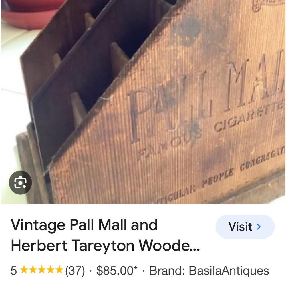 Vintage Wooden Ciggerate Display Case - Picture 10 of 13